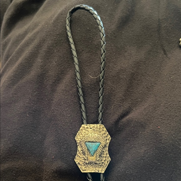 Vintage Turquoise Bolo Tie - Picture 2 of 7